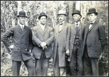 1900s Men